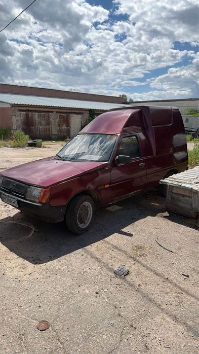Продам таврию пикап на полному ходу  по цене прицепа