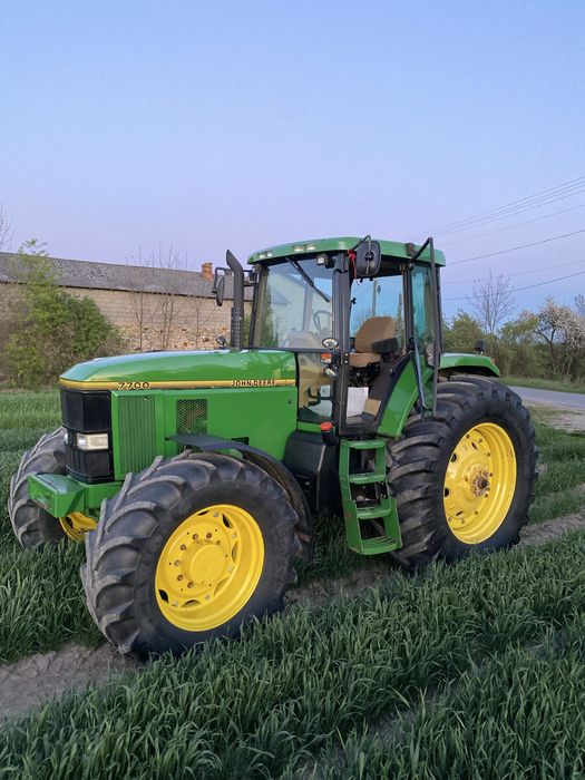 John deere 7700  stan bardzo dobry 4977 mth