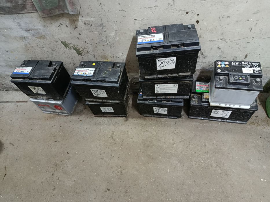 Akumulatory dobre , różne wielkości