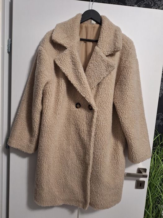 Kożuszek beż r. Oversize