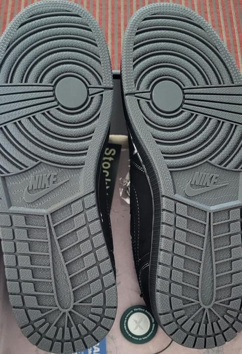 Ténis Jordan Travis Scott preto NOVO