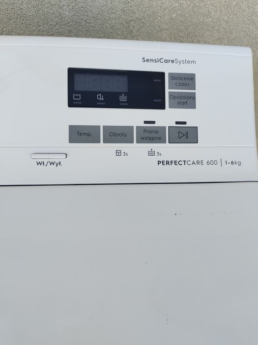 Пральна машина ELEKTROLUX 6 кг,2021 рік  з Європи. Верхнє завантаження