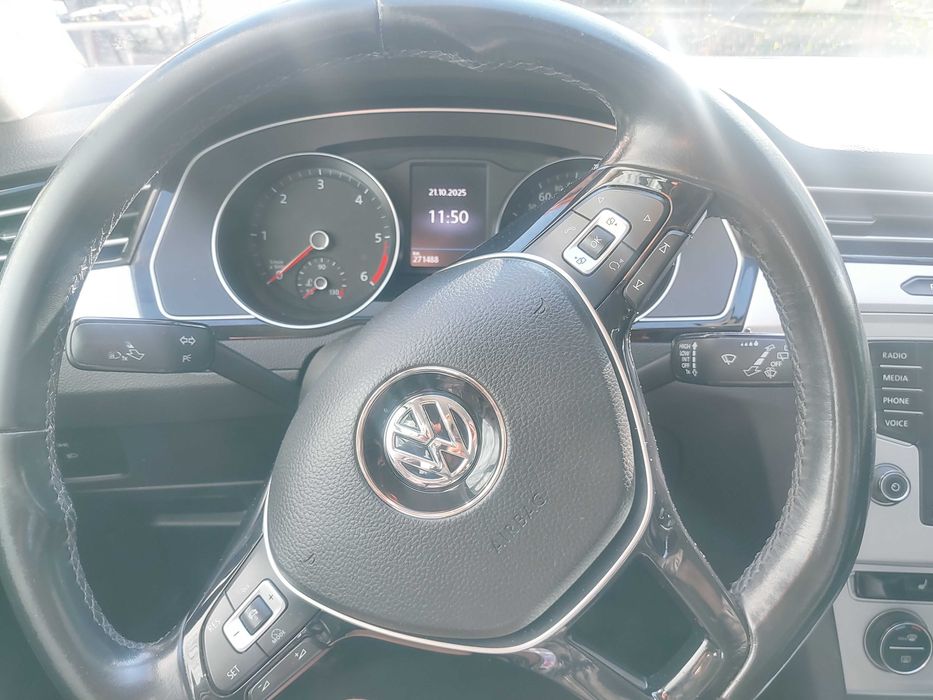 Volkswagen Passat B8 2.0 TDI Combi 2016/2017