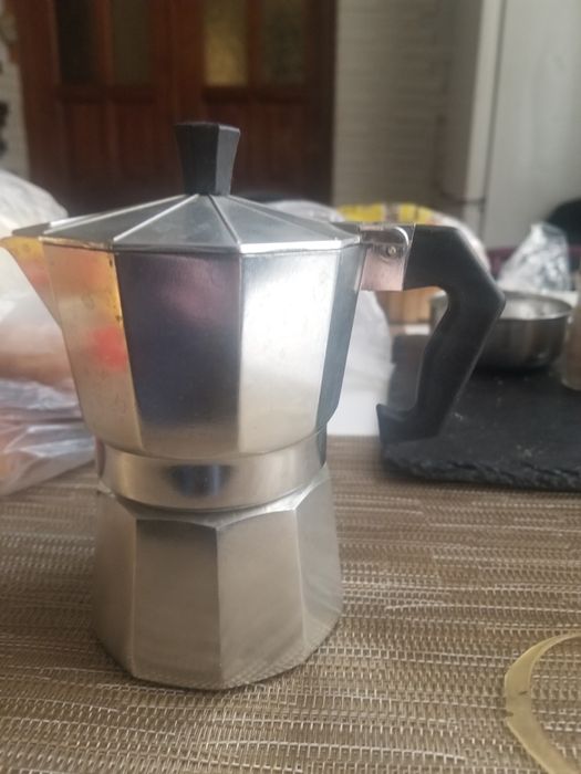 Кавоварка гейзерна 200мл., 2-4 порції, алюмінієва, Італія,