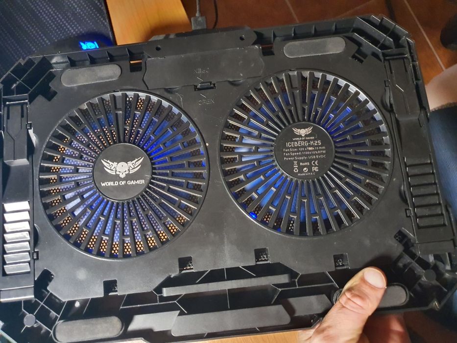 Base Refrigeração Portáteis World of Gamer 1100 RPM USB