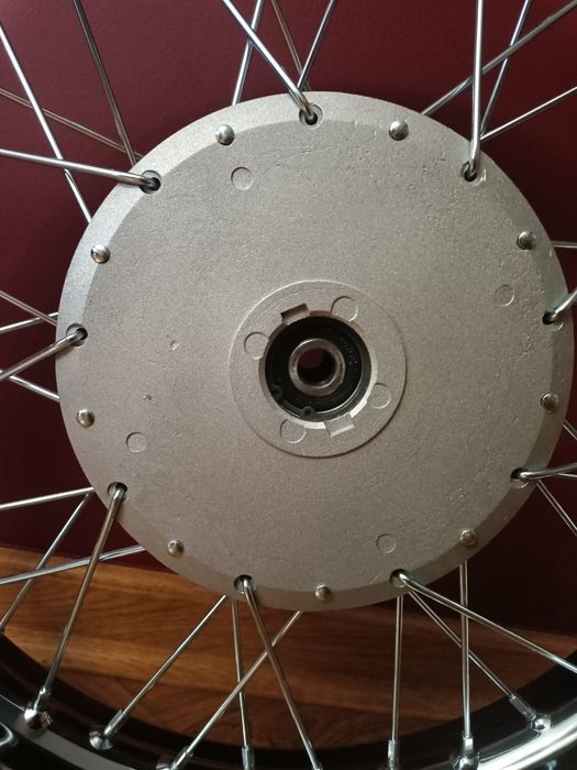 Koło WSK Kos przód 18