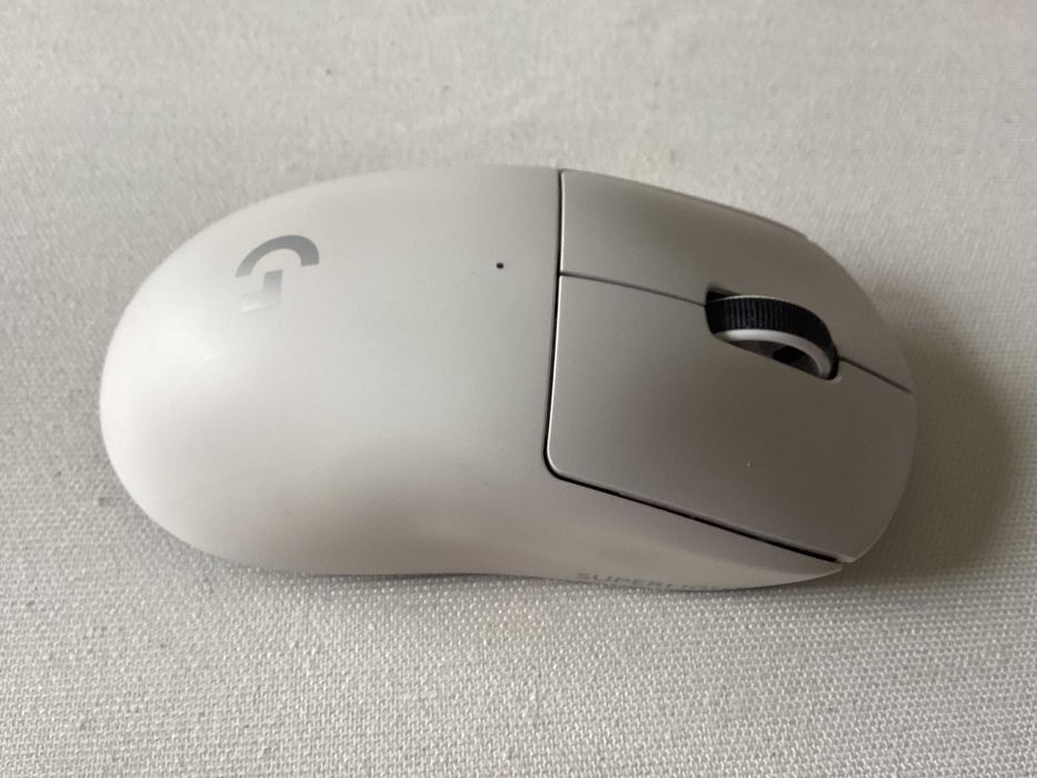 Logitech PRO X Superlight myszka