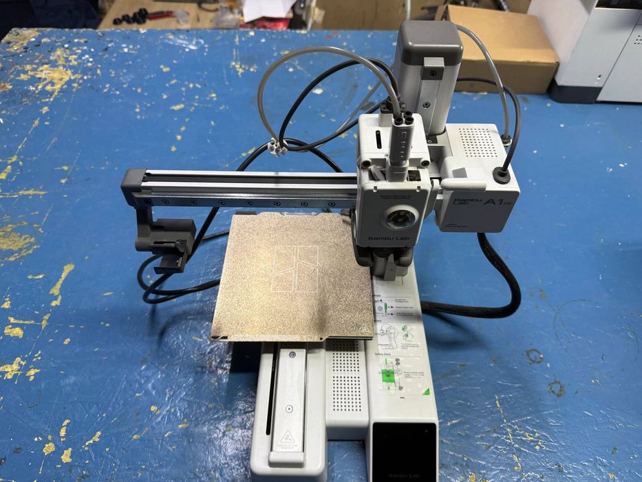 Bambu Lab A1 mini, Професійний і надійний 3д принтер для початківців