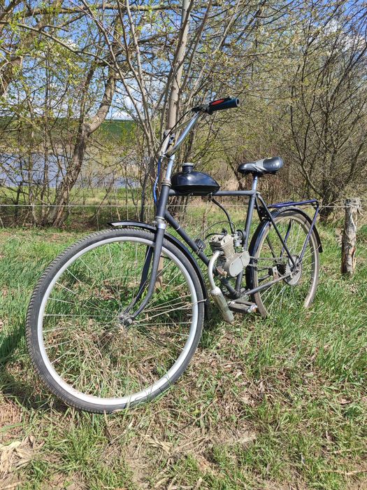 Продам дирчик, велосипед з мотором F80.