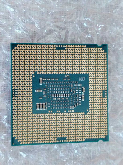 Процесор Intel Pentium G4400 3.30GHZ /// Intel Core i5 2400 3.10GHZ