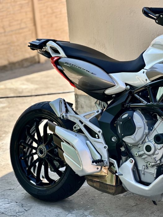Mv agusta stradale 800 2018г.