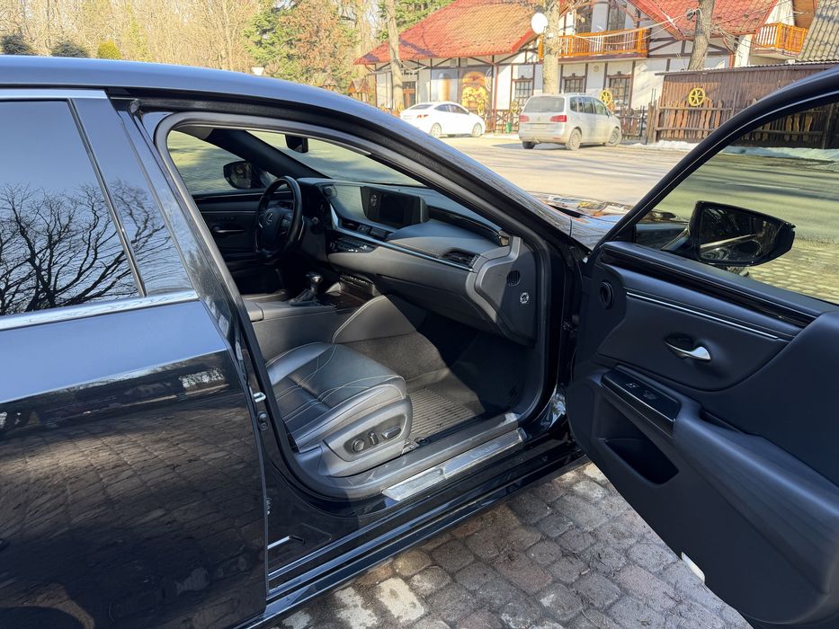 Lexus es 350, офіційна, сервісна історія, багато додаткових вкладень