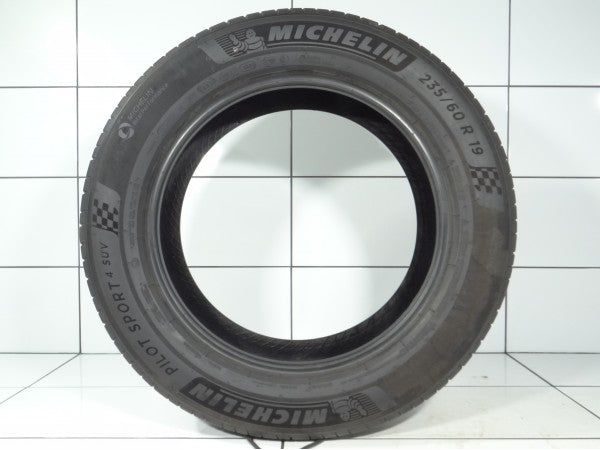 Michelin Pilot Sport 4 Suv 235/60R19 107 V [2019] - 5,5 Mm
