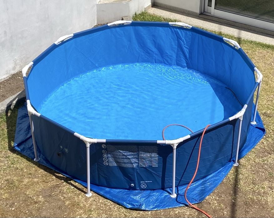 Piscina tubular Bestway 305X76cm completa - com capa (cobertura) e tapete para chão