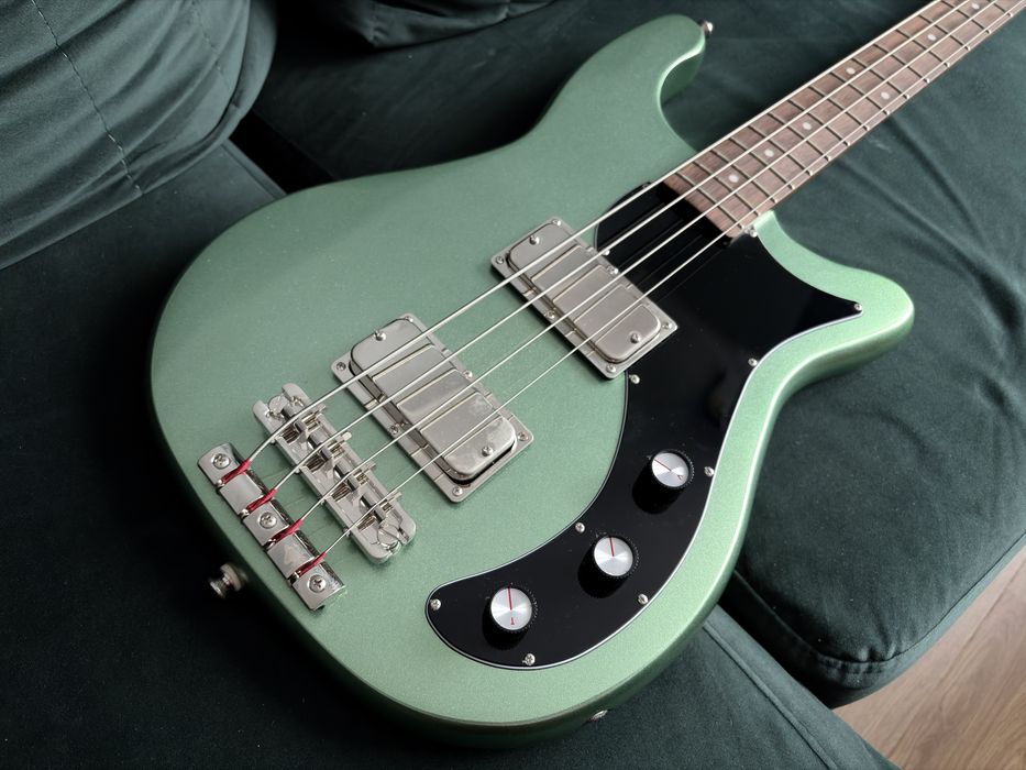 Gitara basowa Epiphone Embassy