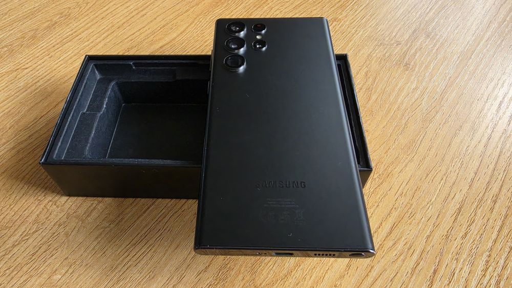 Samsung Galaxy S22 Ultra 128GB | Phantom Black | Sklep PL (Euro) | Pudełko + Dowód Zakupu + Ładowarka + Etui