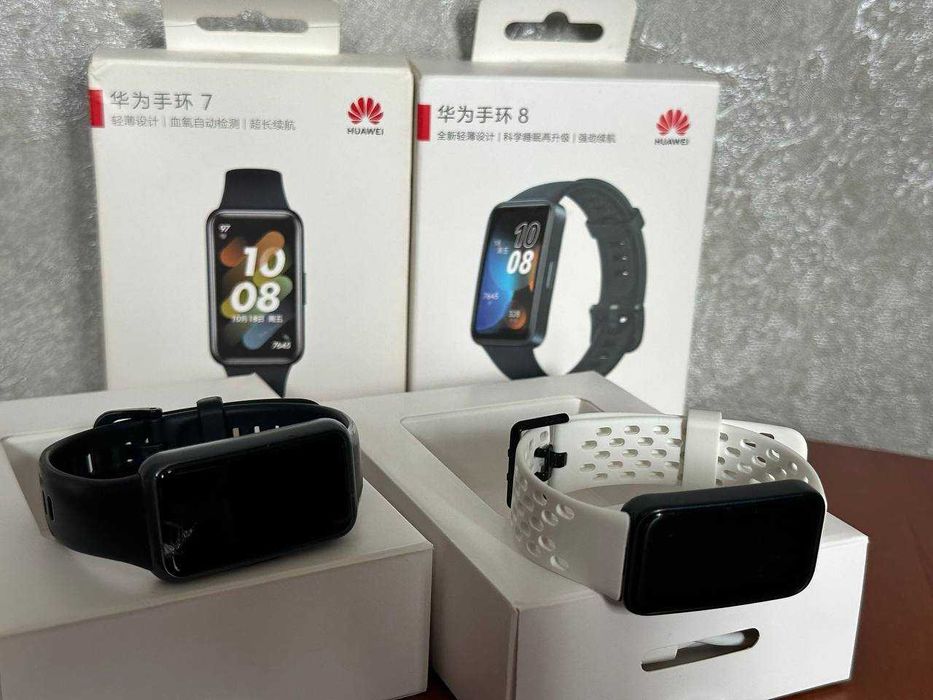 Продам Годинники Huawei Band 7 та Huawei Band 8 Повний комплект