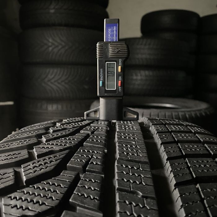 Шини 235/40/18 - 2шт Hankook Winter i*cept evo2 зима