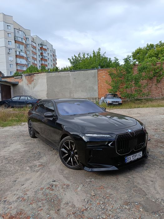 Тонування авто. Поліровка та бронювання фар . Тонування стопів .