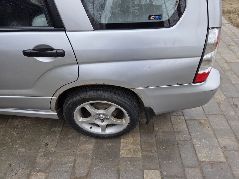 Subaru Forester SG2