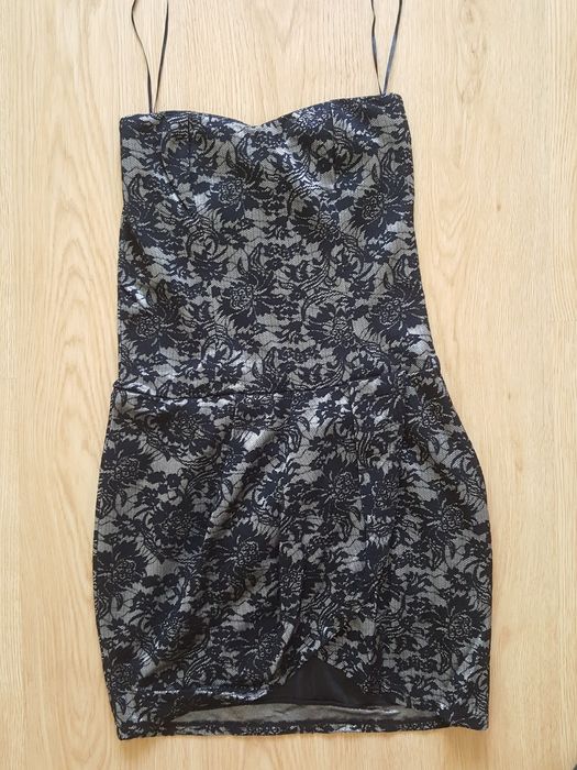 Vestidos pretos Vários64584748457090120