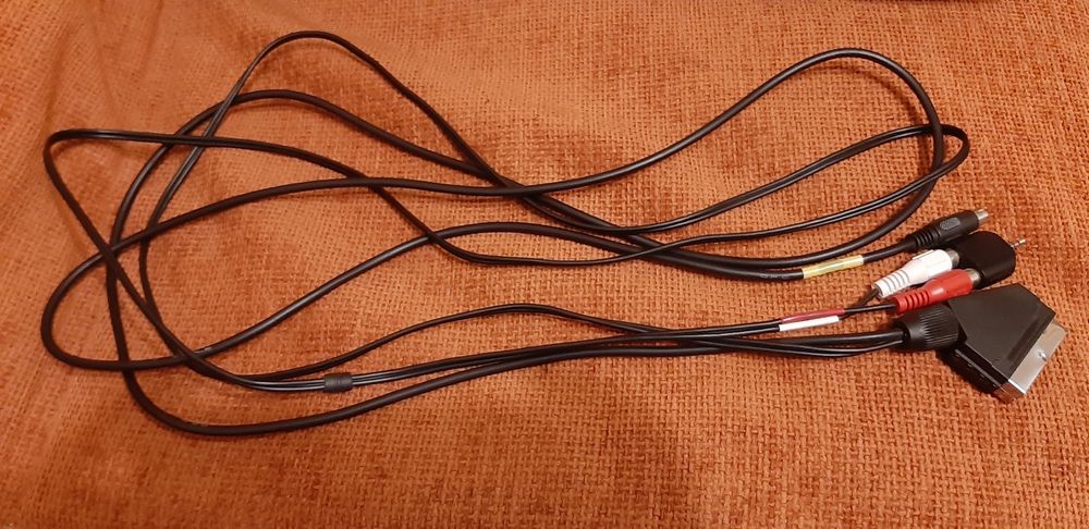 Kabel podłączeniowy euro/scart na s-video cinch audio Jack POLECAM