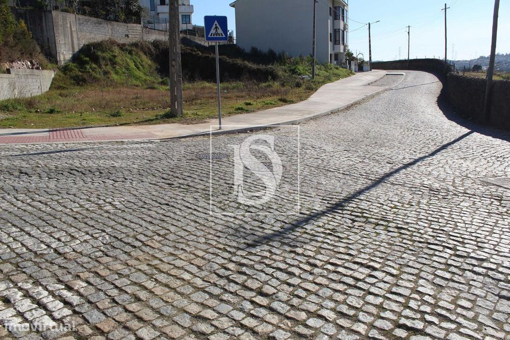 Terreno, Porto, Valongo, Campo e Sobrado — Campo E Sobrado, Porto