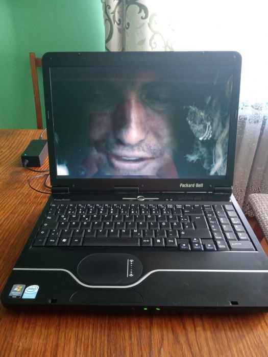 Продам Ноутбук Paskard BELL