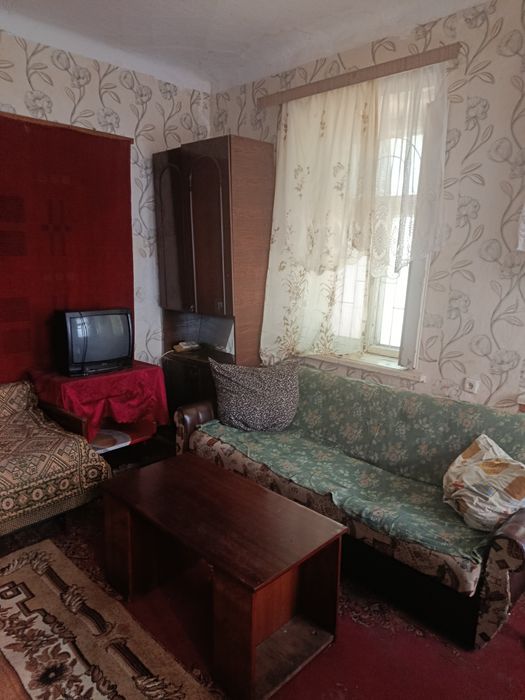Сдаю 1к/кв 7 Слободская ,АГВ,колонка,палисадник 3000 грн.