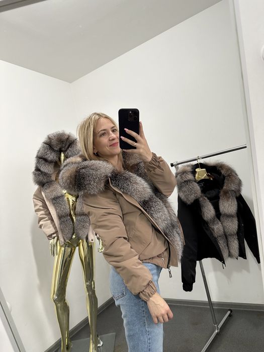 Зимовий бомбер  з хутром блюфрост