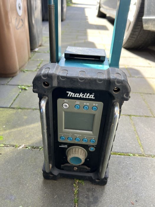 Radio Makita BMR 100