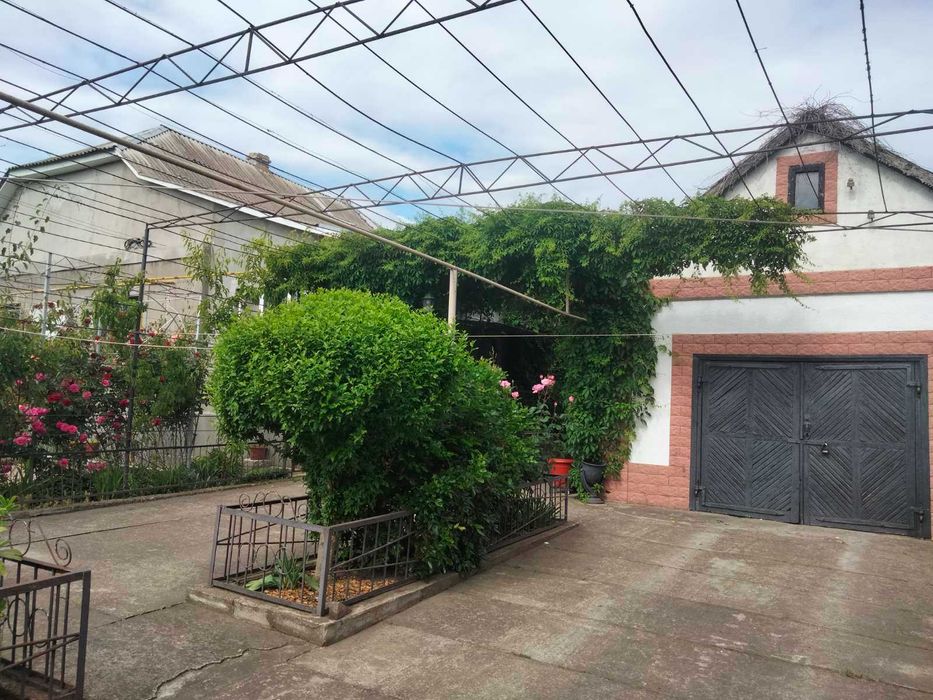 Капітальний будинок  с.Причорноморське 18км. від Одеси.