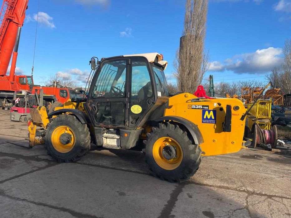 Телескопічний колісний навантажувач JCB 535v125
