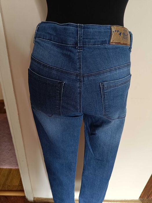 Spodnie jeansowe damskie