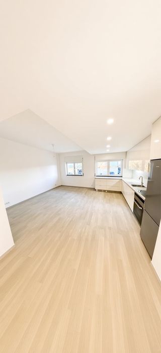 Arrendamento de Apartamento T2 - Charneca da Caparica