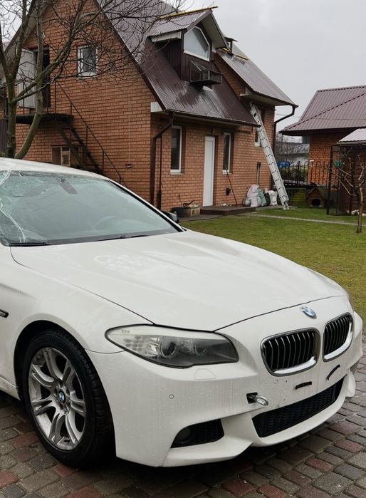 Капот BMW F10 F11 колір А300 білий бмв Ф10 Ф11 цвет М-пак дорест рест