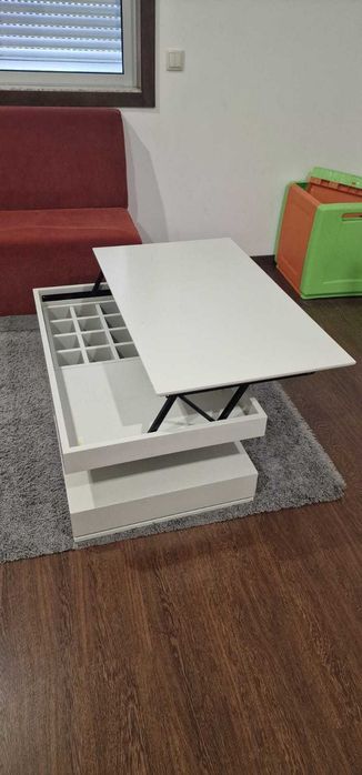 Movel de sala e mesa de centro