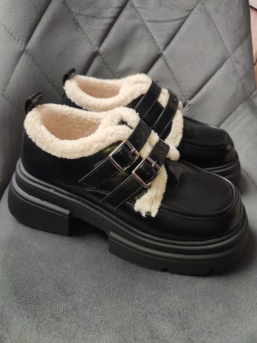 Обувь лоферы утеплённые