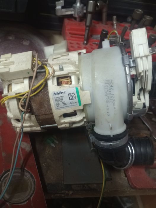 Pompa myjąca do zmywarki Electrolux