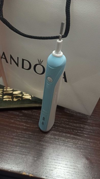 Szczoteczka elektryczna ORAL-B PRO 500 - Prezent Na Święta