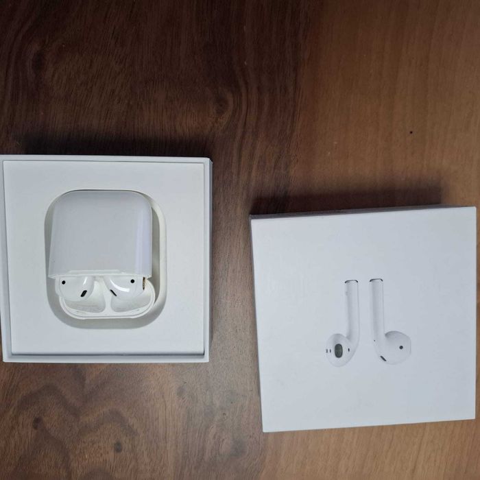 Air pods 2 2019 A2032 White używane