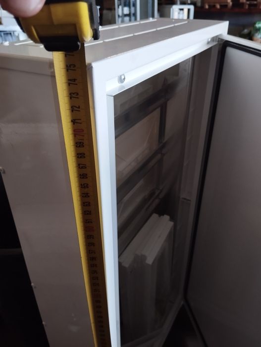 Quadros elétricos novos em ferro