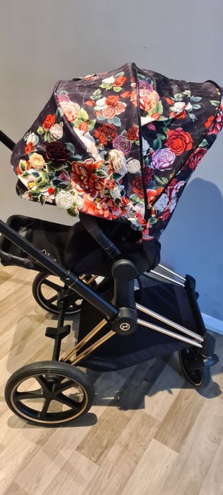 Cybex Priam  Spring Blossom Dark