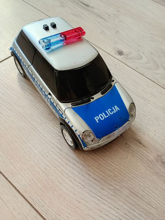 Auto policyjne policja