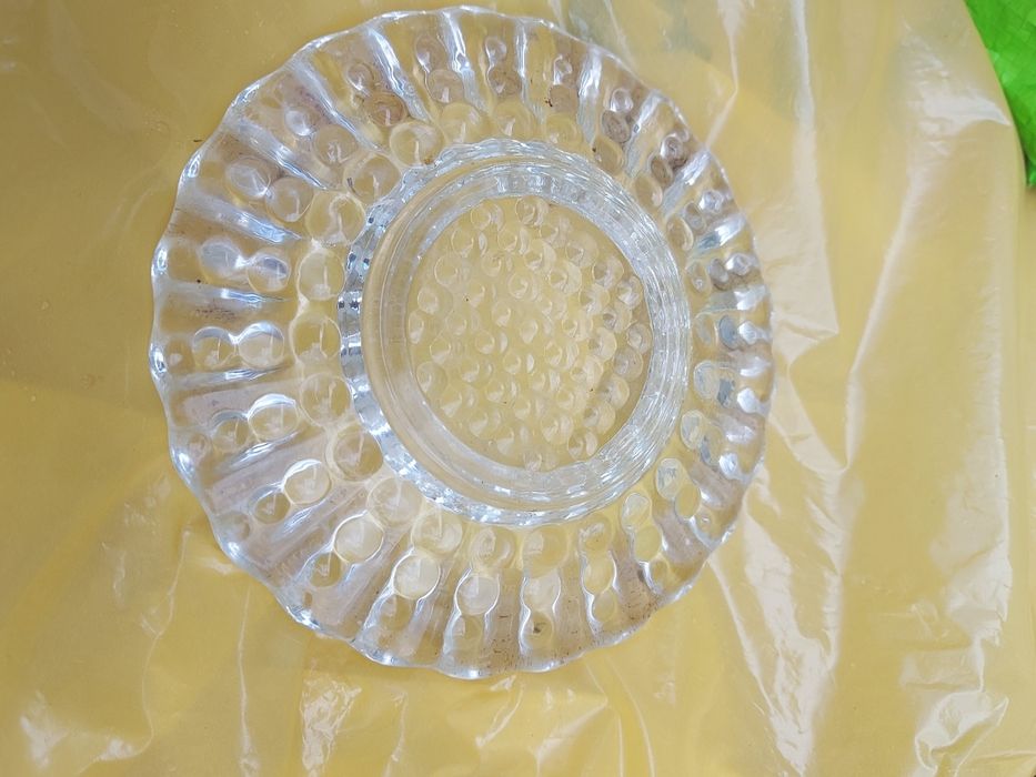 Popielniczka szklana z czasów PRL