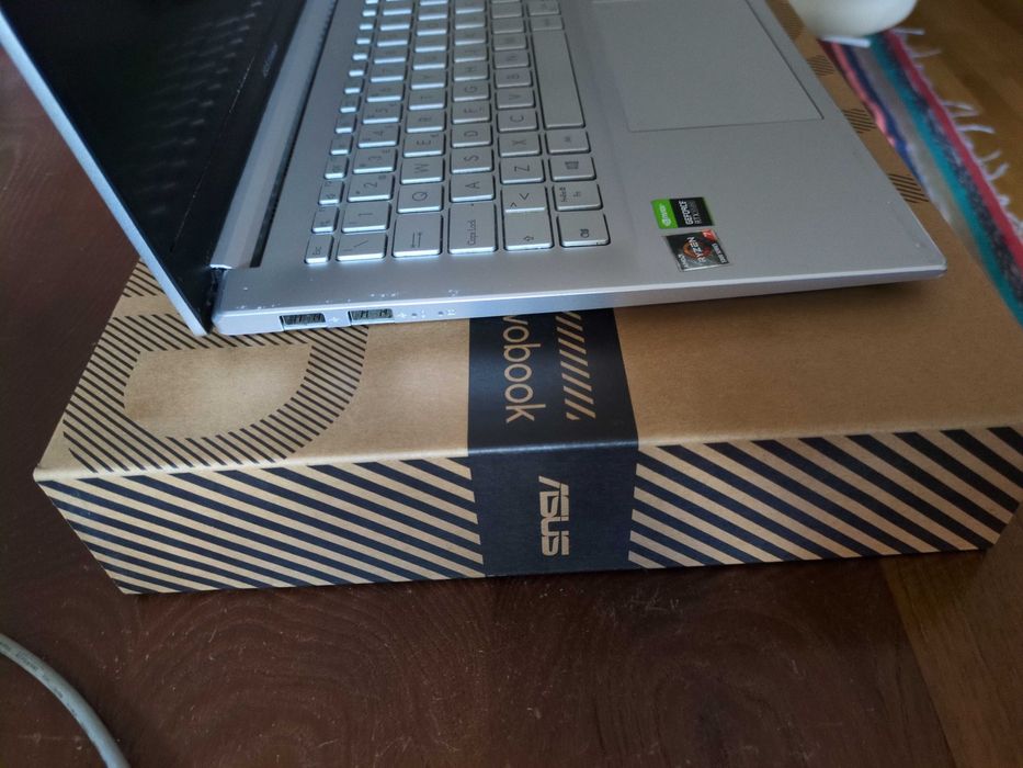 ASUS vivobook 14 QHD+ | Ryzen 7 5800H | RTX 3050 | 8GB RAM | 512GB SSD