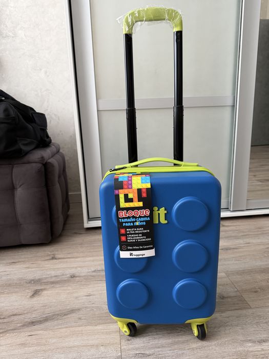 Детский чемодан it luggage