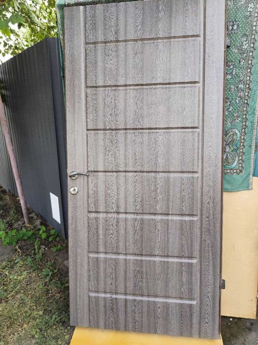 Дверь входная бу
