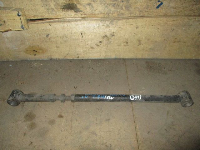 Braço de suspensão trás esquerdo HYUNDAI Matrix (FC)