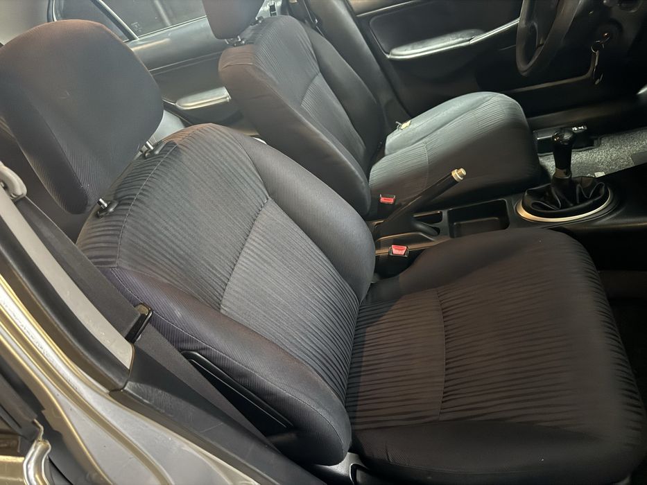 Honda Civic 1.4 LS 90cv Sedan - 190mikm - Nacional